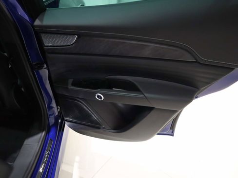 New 2025 Maserati Grecale GT image 13