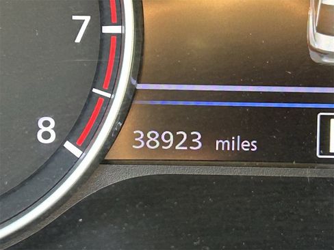 Certified 2023 Nissan Sentra SV image 10