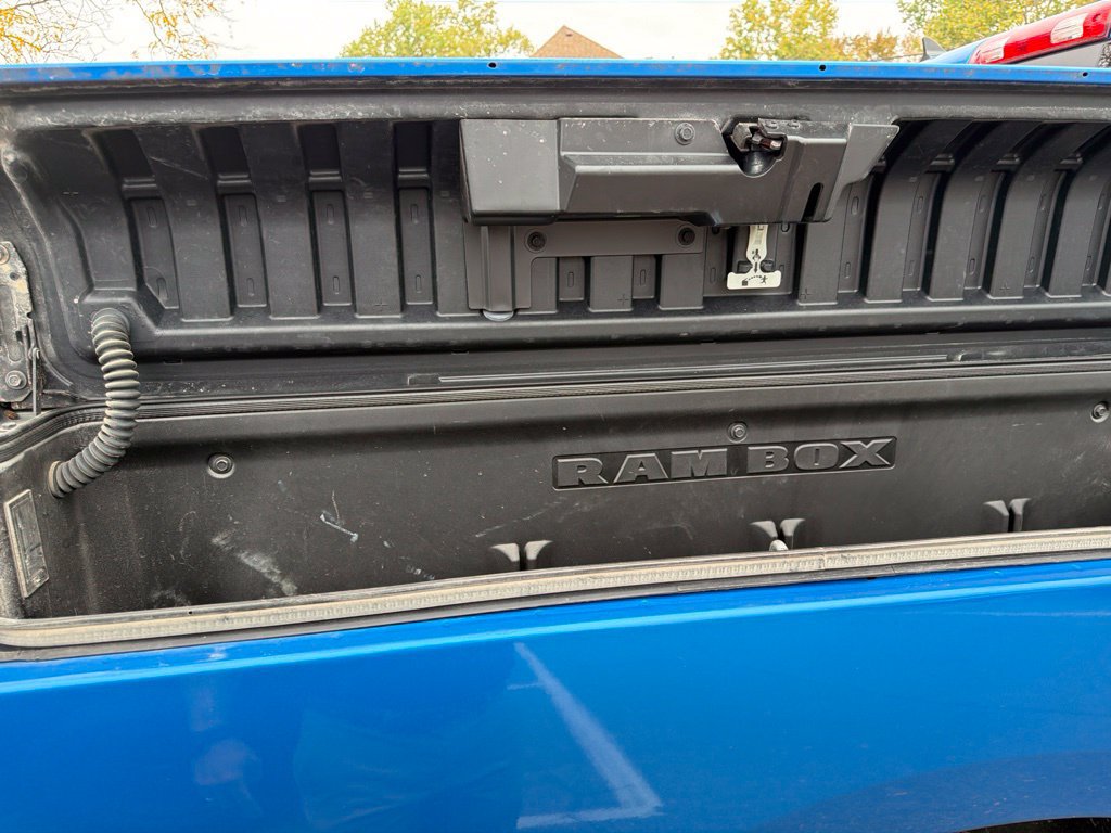 Used 2018 RAM 1500 Sport w/ Hydro Blue Sport Package AWD/4WD image 8