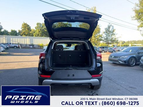 Used 2023 Chevrolet TrailBlazer LT w/ Convenience Package AWD/4WD image 13