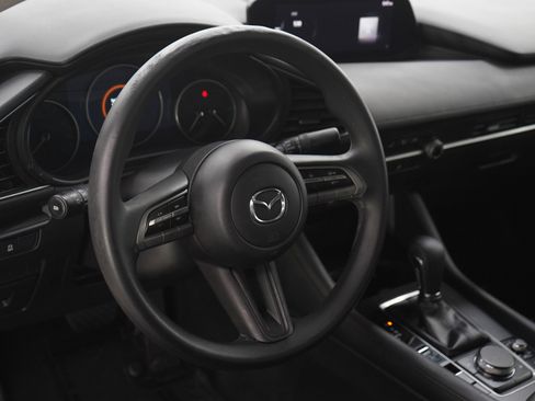 Used 2021 MAZDA MAZDA3 s FWD image 19