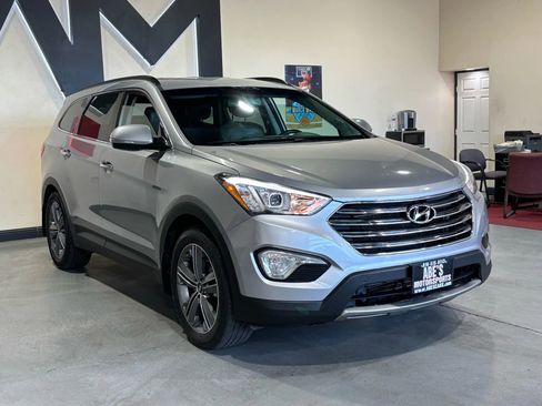 Used 2016 Hyundai Santa Fe Limited image 3