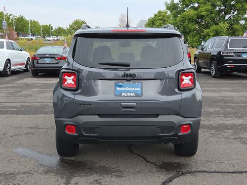 Certified 2023 Jeep Renegade Altitude w/ Sun/Sound Group AWD/4WD image 13