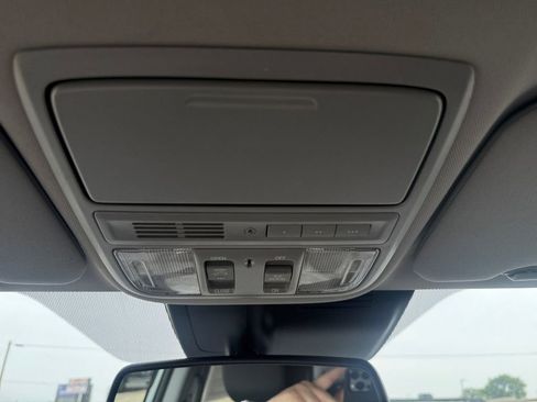 Used 2019 Honda CR-V Touring image 20
