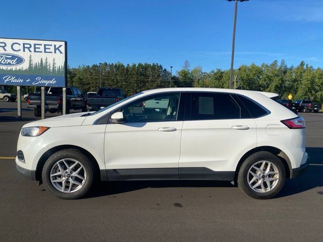 Used 2024 Ford Edge SEL w/ Convenience Package AWD/4WD image 2