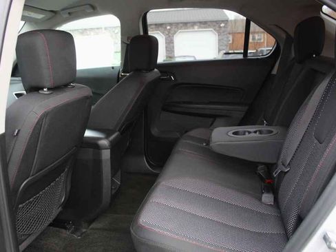 Used 2017 Chevrolet Equinox LT w/ Convenience Package image 23