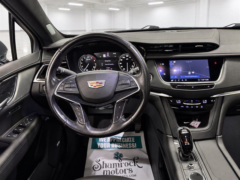 Used 2020 Cadillac XT5 Premium Luxury AWD/4WD image 17