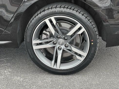 Used 2018 Audi A4 2.0T Premium Plus w/ Premium Plus Package image 11