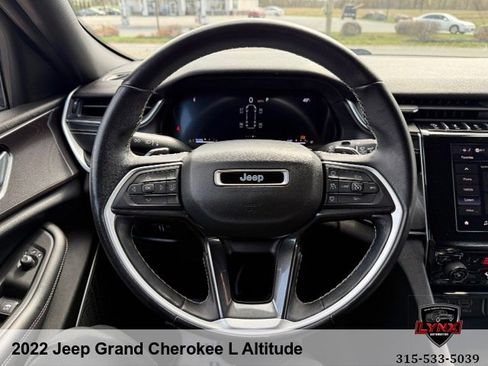 Used 2022 Jeep Grand Cherokee L Laredo AWD/4WD image 23