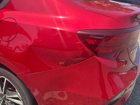 Used 2023 Kia Forte LXS FWD image 9
