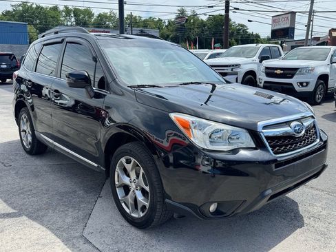 Used 2016 Subaru Forester 2.5i Touring AWD/4WD image 8