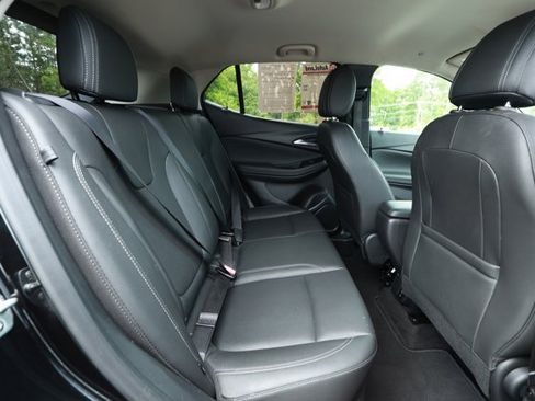 Used 2024 Buick Encore GX Sport Touring FWD image 28