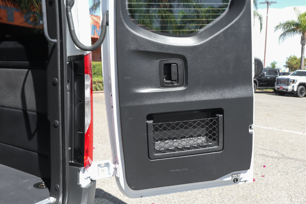 Used 2026 Mercedes-Benz Sprinter 2500 image 9