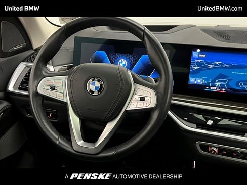 Used 2023 BMW X7 xDrive40i image 12
