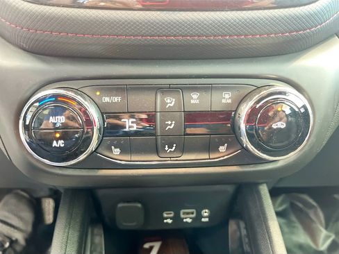 Used 2023 Chevrolet TrailBlazer RS w/ Convenience Package FWD image 15