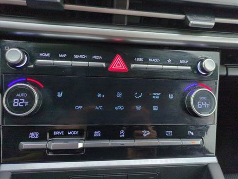 Used 2025 Hyundai Santa Fe SEL image 15