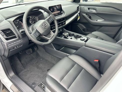 New 2026 Nissan Rogue SV AWD/4WD image 14