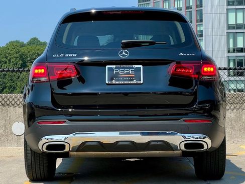 Certified 2022 Mercedes-Benz GLC 300 4MATIC image 6