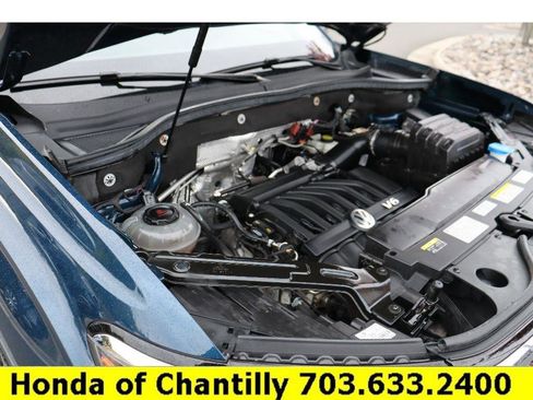 Used 2021 Volkswagen Atlas Cross Sport SEL Premium R-Line image 33