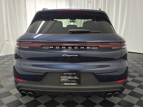 Certified 2026 Porsche Cayenne AWD/4WD image 6