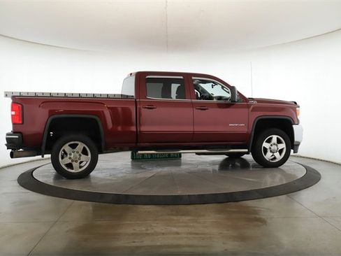 Used 2015 GMC Sierra 2500 SLE w/ SLE Preferred Package image 6
