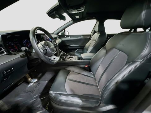 Used 2024 Kia K5 GT-Line image 15