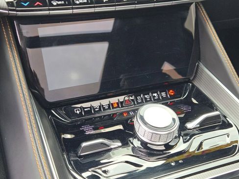 Used 2023 Jeep Grand Wagoneer Series III w/ Rear Seat Video Group 1 AWD/4WD image 27