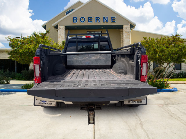 Used 2021 Ford F350 King Ranch w/ King Ranch Ultimate Package AWD/4WD image 3