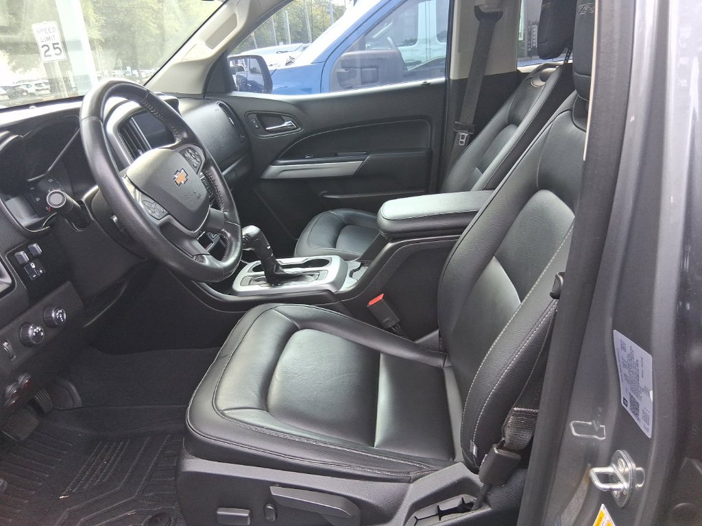 Used 2021 Chevrolet Colorado ZR2 w/ ZR2 Dusk Special Edition AWD/4WD image 18