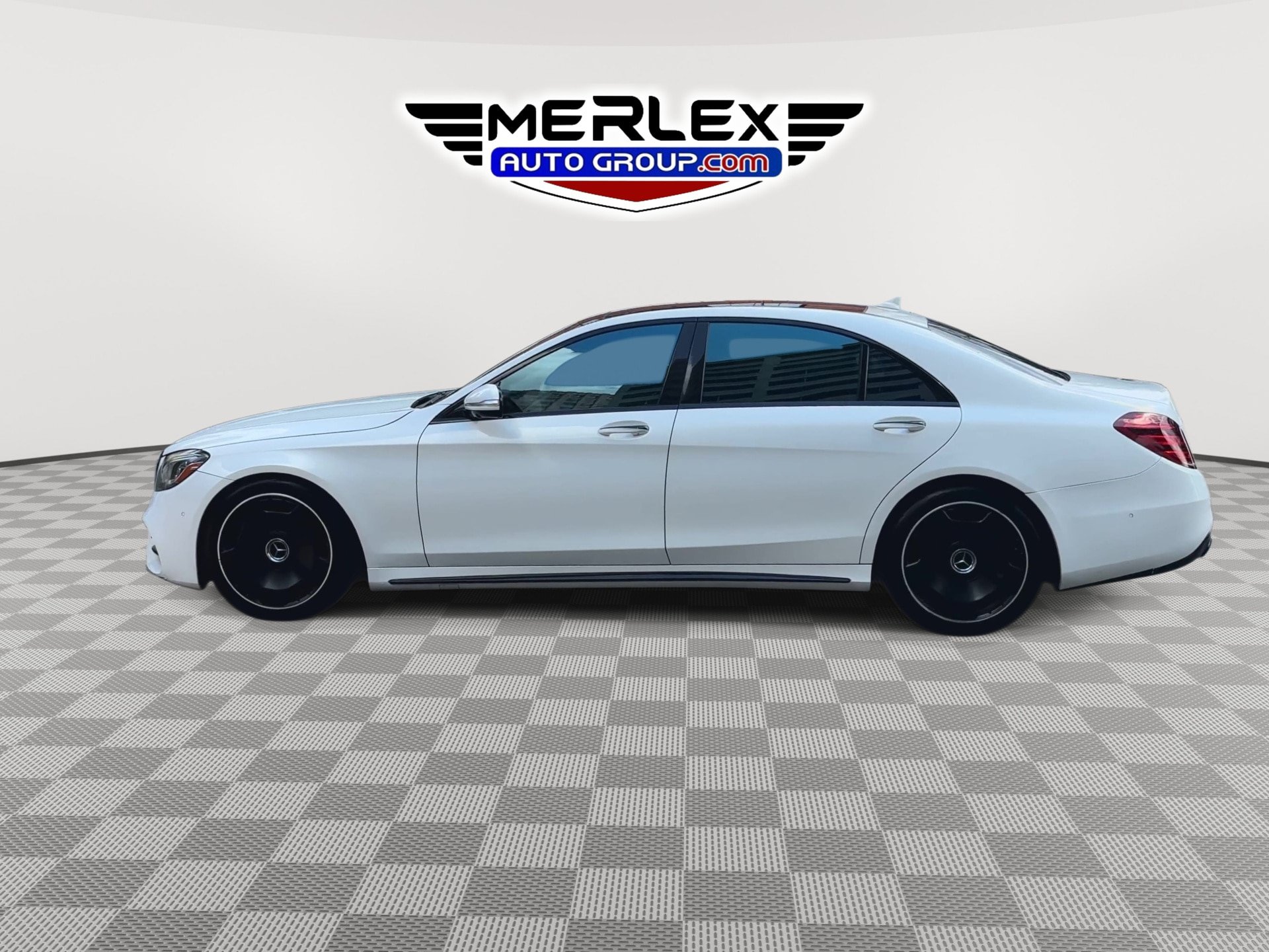 Used 2018 Mercedes-Benz S 560 4MATIC Sedan image 5