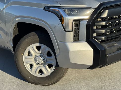 New 2026 Toyota Tundra SR image 10