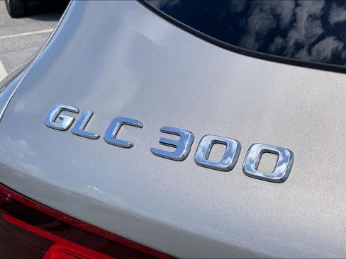 Used 2021 Mercedes-Benz GLC 300 image 29