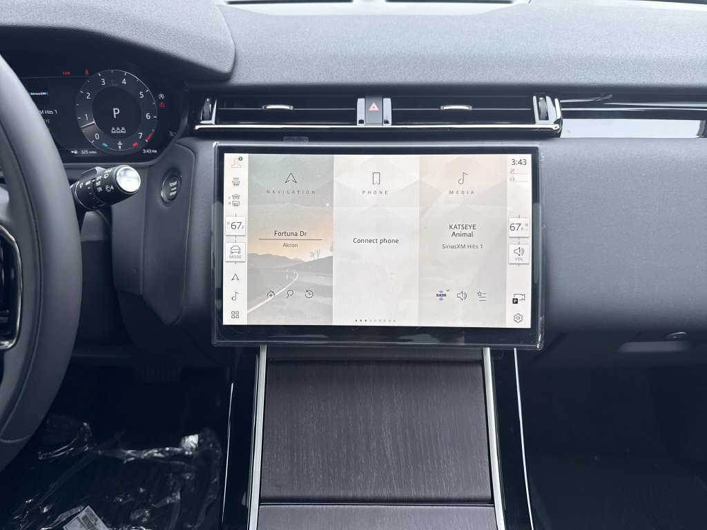 New 2026 Land Rover Range Rover Velar S AWD/4WD image 21