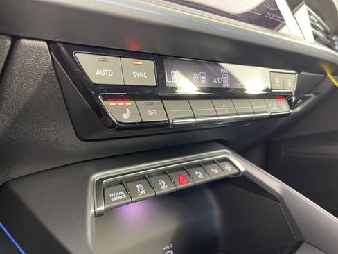New 2025 Audi A3 2.0T Premium image 30