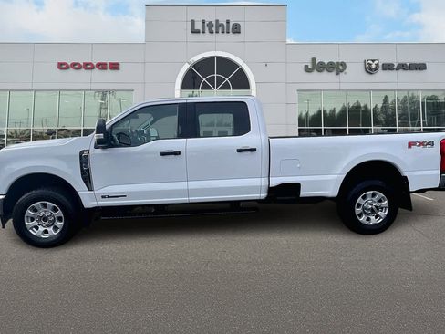 Used 2024 Ford F350 XLT w/ FX4 Off-Road Package image 3