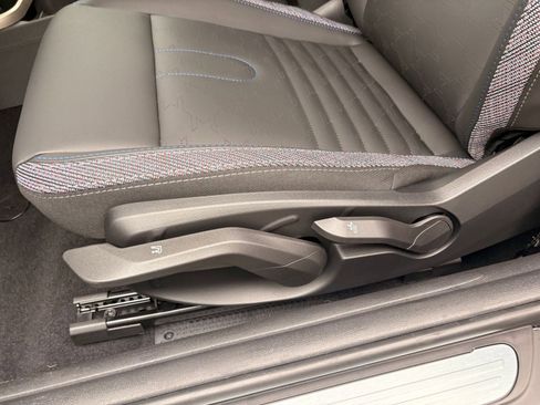 New 2026 MINI Cooper S image 8