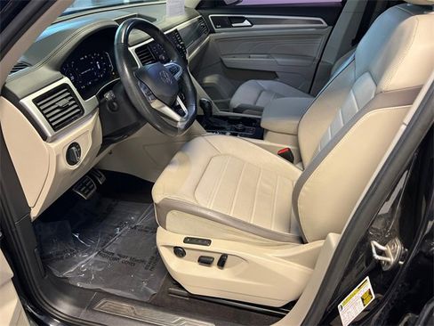Used 2022 Volkswagen Atlas SEL Premium image 7