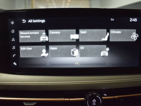 Certified 2023 Nissan Ariya AWD image 26