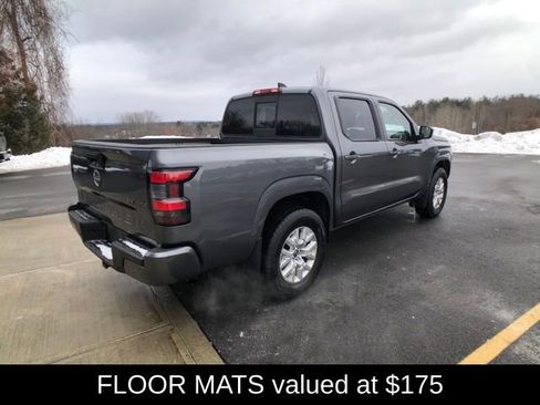 Used 2022 Nissan Frontier SV image 6