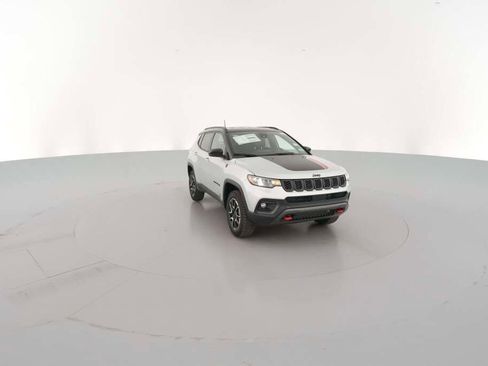New 2026 Jeep Compass Trailhawk image 17