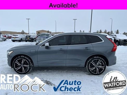 Used 2019 Volvo XC60 T8 R-Design w/ Advanced Package image 5