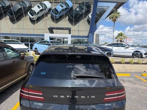 Used 2021 Genesis GV80 2.5T w/ Advanced Package 02 AWD/4WD image 3
