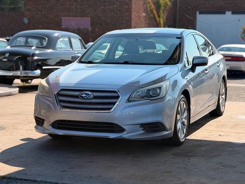 Used 2015 Subaru Legacy 2.5i Premium AWD/4WD image 3