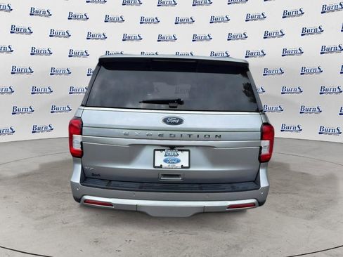 Used 2024 Ford Expedition XLT AWD/4WD image 7