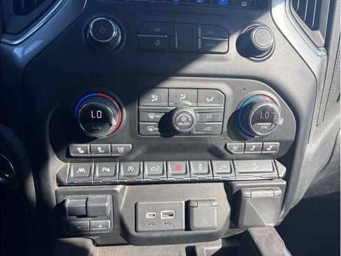 Used 2021 Chevrolet Silverado 1500 LTZ w/ Technology Package image 18