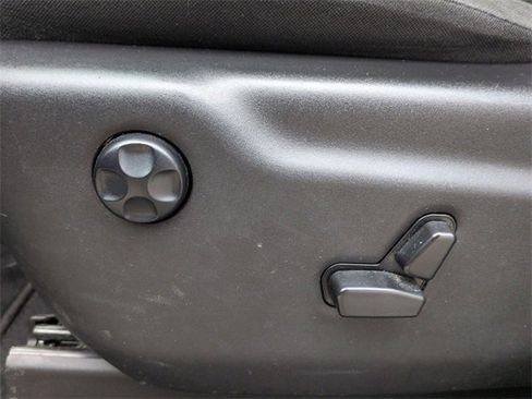 Used 2023 Dodge Durango GT image 19