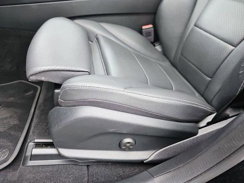 Used 2022 Mercedes-Benz GLC 300 image 33