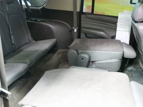 Used 2015 GMC Yukon XL Denali w/ Touring Package image 9