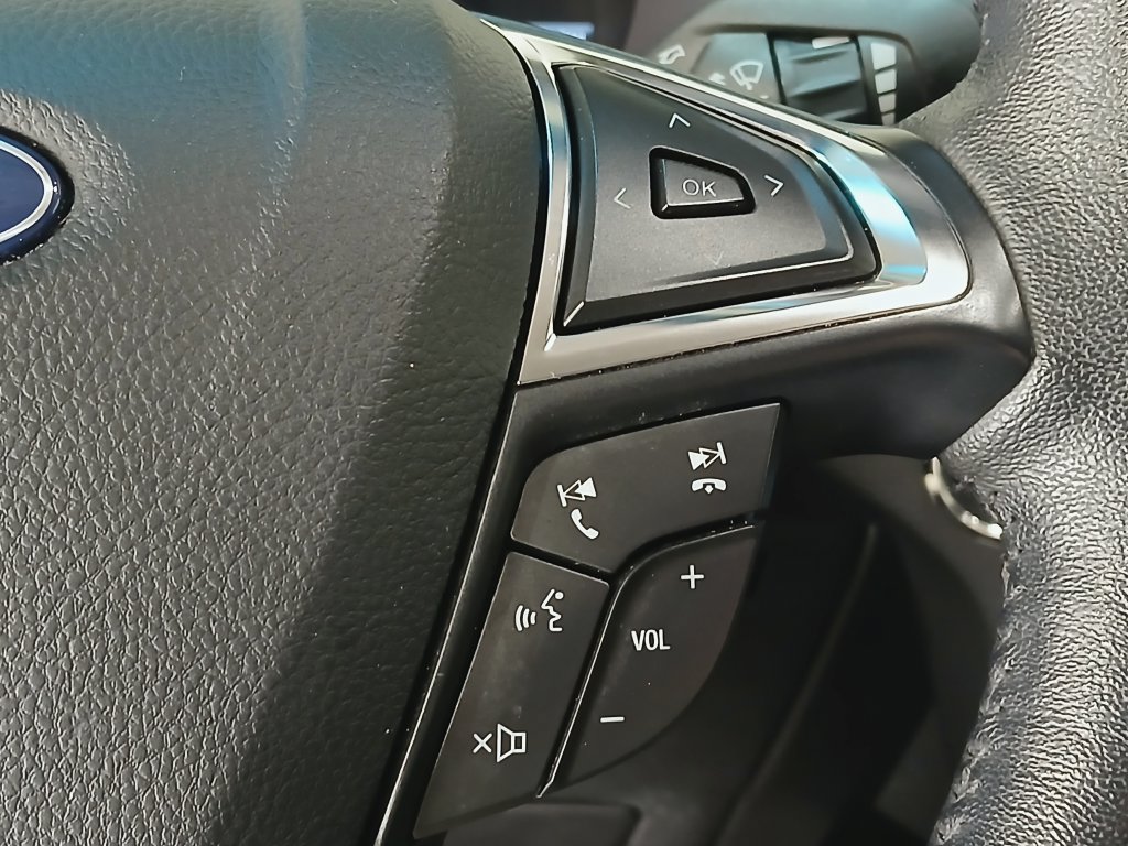 Used 2024 Ford Edge Titanium AWD/4WD image 30