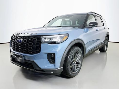 New 2026 Ford Explorer ST-Line w/ ST-Line Street Pack image 3